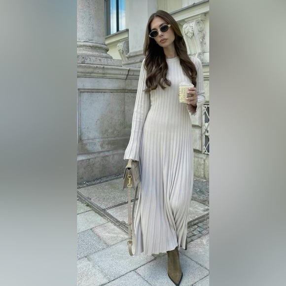 DISSH ADA DRESS SIZE M in WHITE - Picture 10 of 16